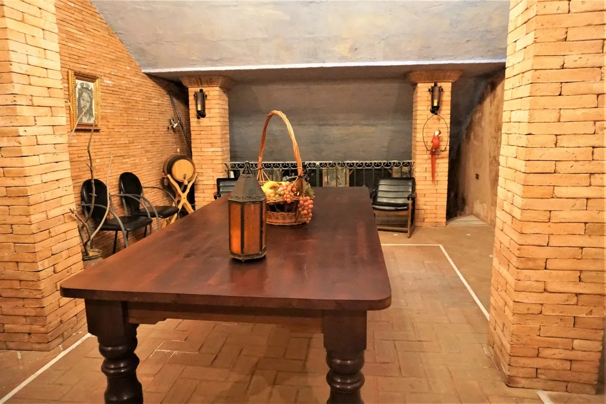 e0299a36-e5ca-43ad-aa45-bd5e54bb060a