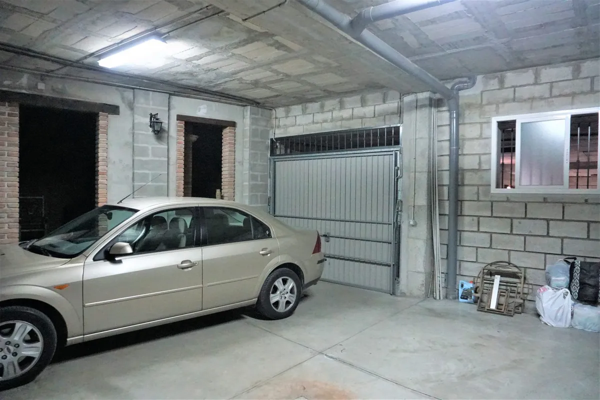 fc2c712b-c70f-4a57-acb9-22b8c49b0f93