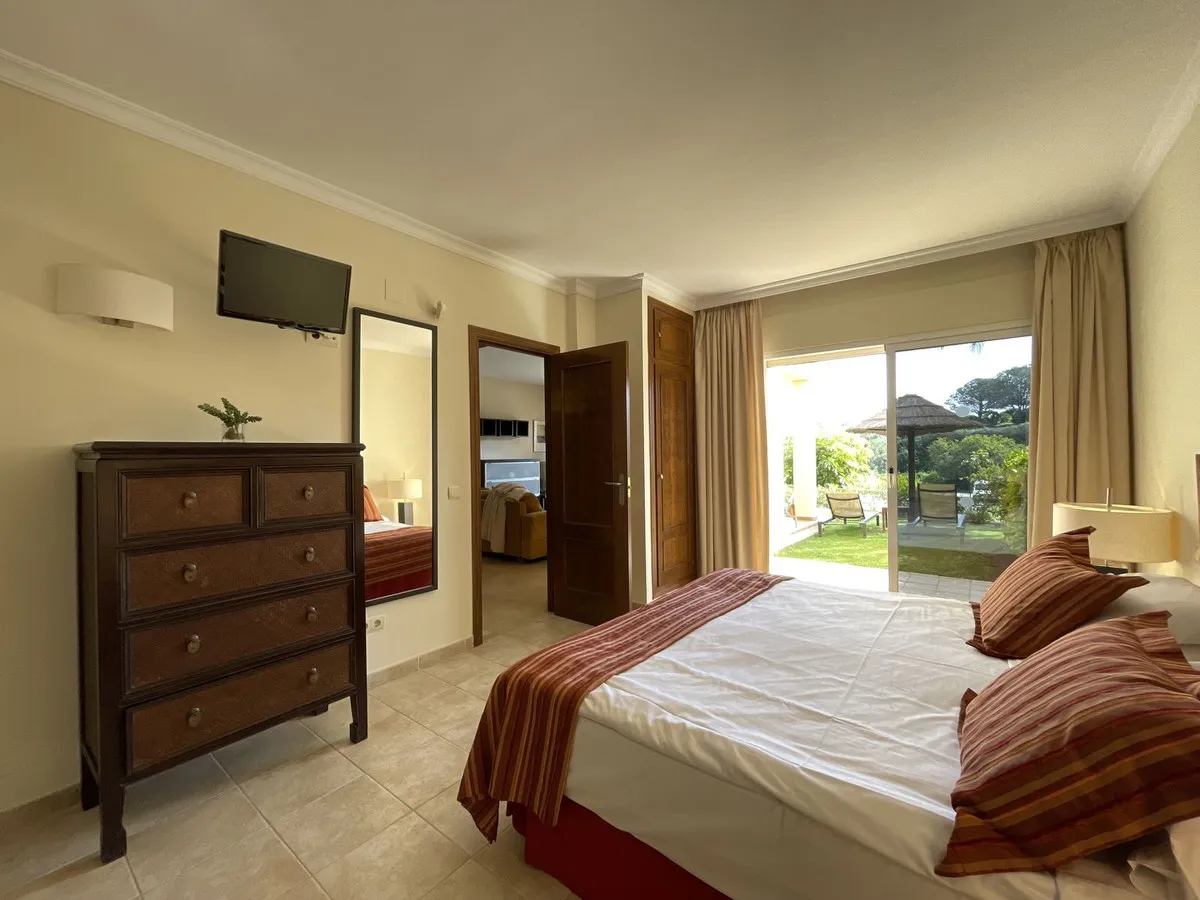 dfff5e69-e3ef-45ed-aa95-4302b75a9343