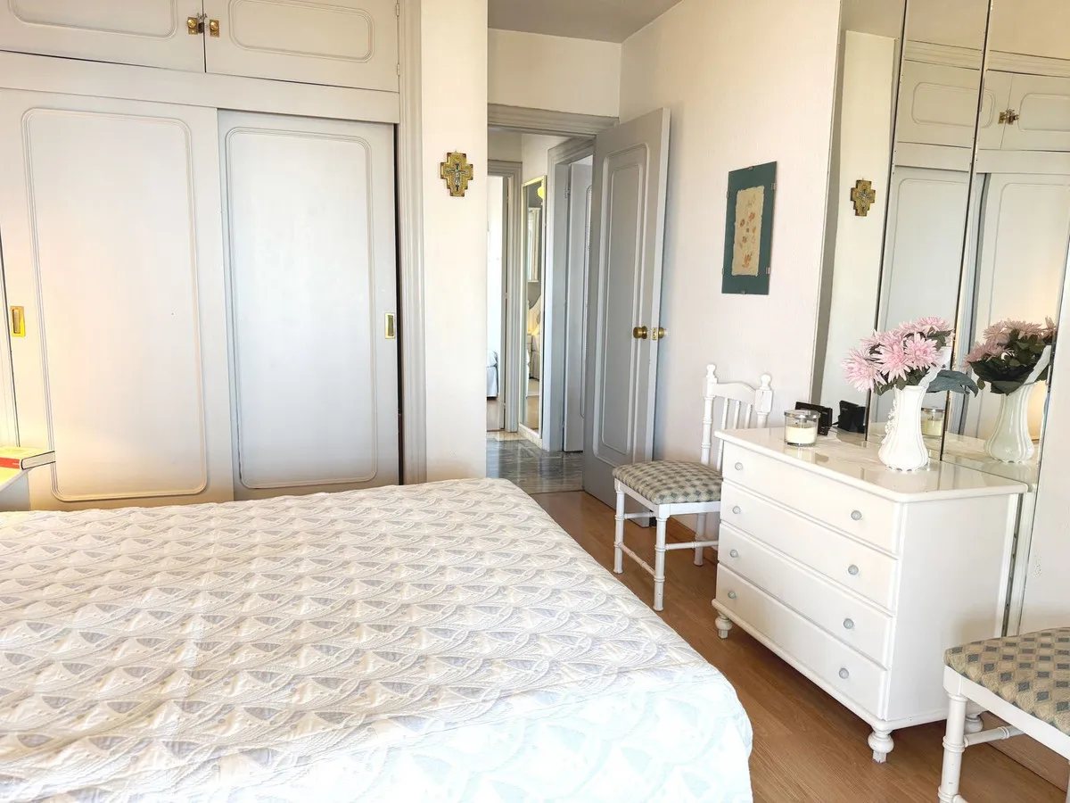 0fdf8586-486c-41ec-b3a4-e9b09c89f71b