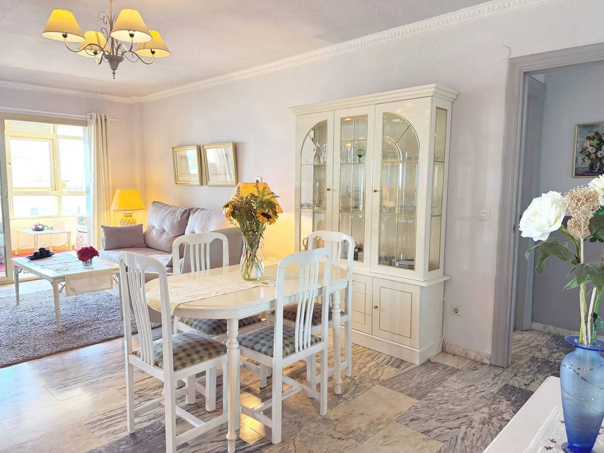 9b8c4979-f38b-4b7b-b355-3e5e2903ea69