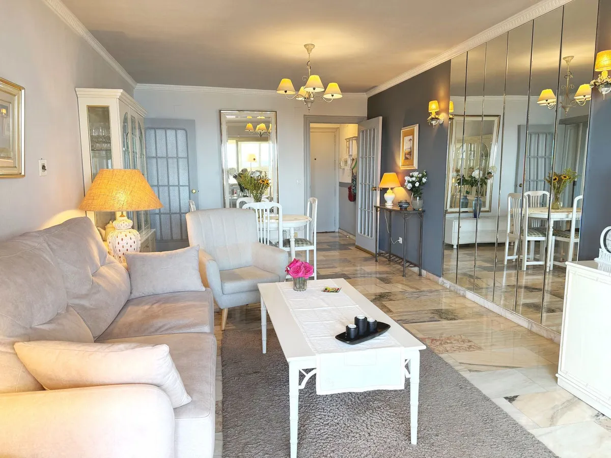 f65b98b8-b762-448b-af29-79b13ba189e8