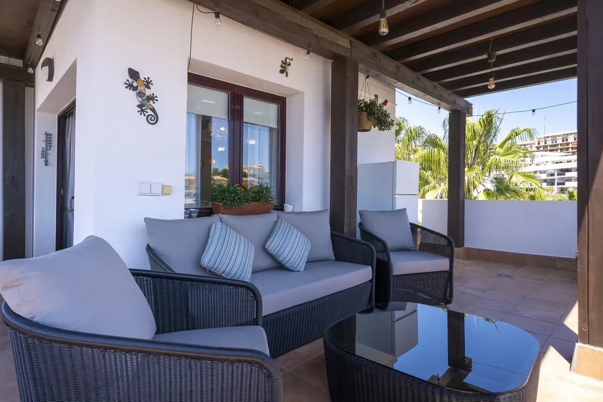 1fd636a6-0d6e-4a52-b7ab-dc8812adf57a