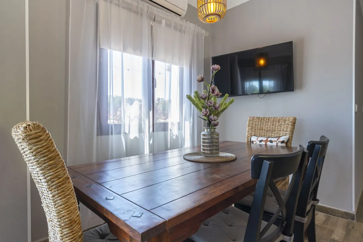 771427f4-bbba-42f2-b7ad-6efc3845152d