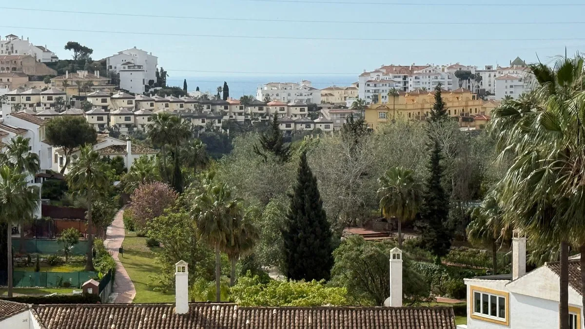 78bc3687-2006-4ffc-b77f-ea0e62413848