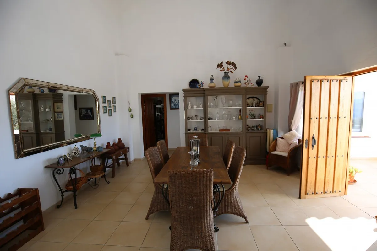 3feaedc8-a6fe-4b60-ab34-a0ae5f4e18e6