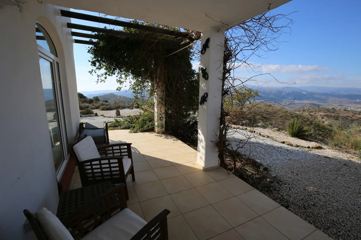 4afc9da8-f95a-4fbc-b6bc-217381f33402