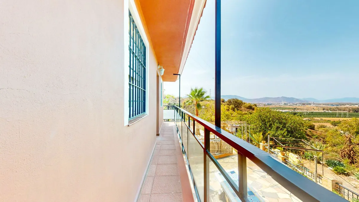 1e3d8509-1206-47af-9c25-901440211150