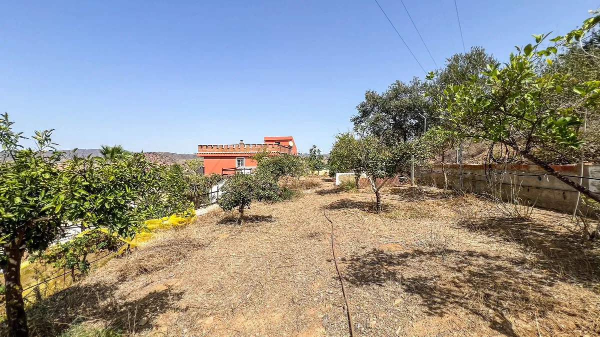 37db952f-cd18-4e2d-b650-6c8e471f1828