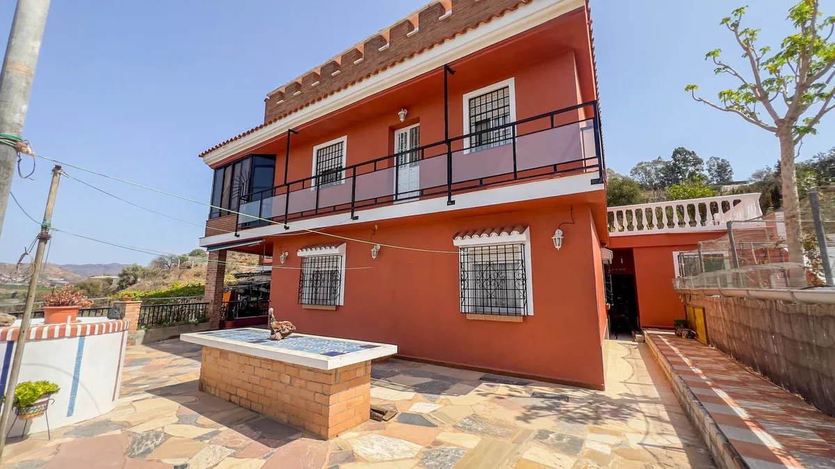 a74fd957-8c33-42bd-a8a2-7dc640fa86c6