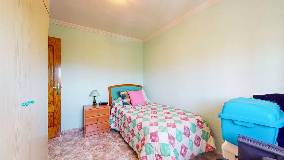 aed6a0bb-ccce-451c-aca1-9c84a68bc698