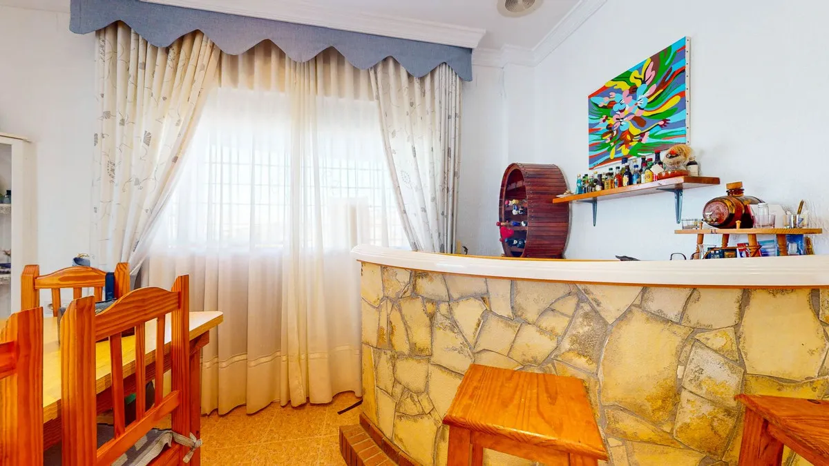 dc1fe87c-3768-4323-b573-e4072b2a1a8a