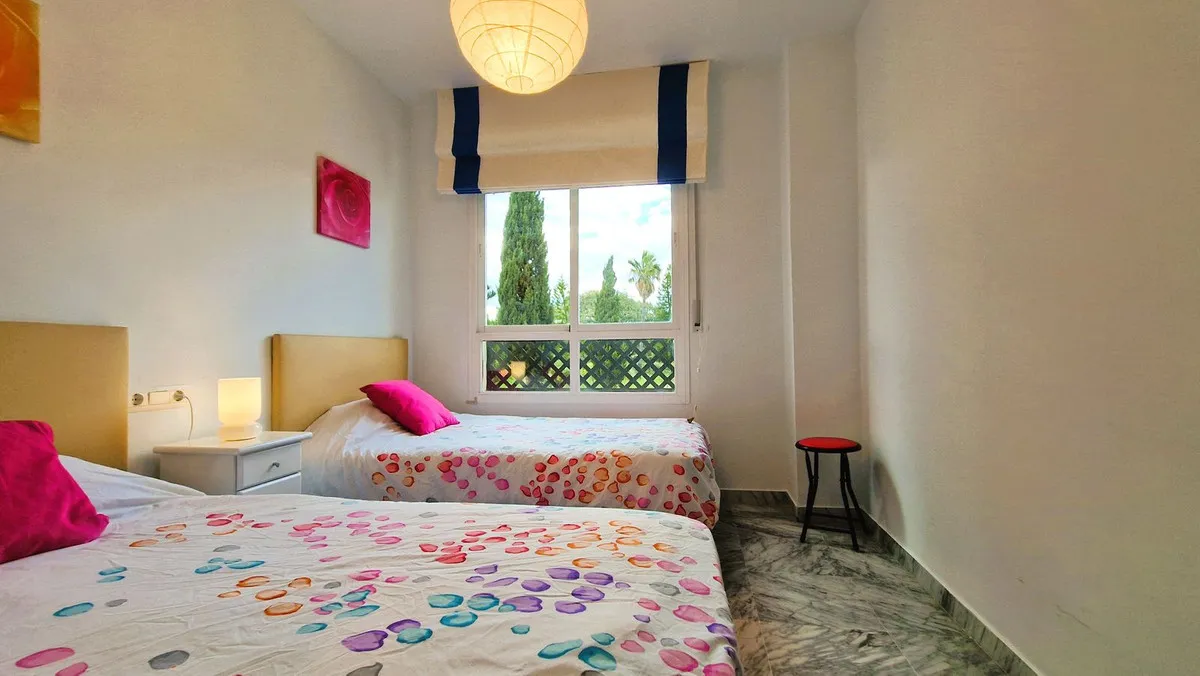 9d0819d4-8956-487a-b1a5-3fdf42ab0323