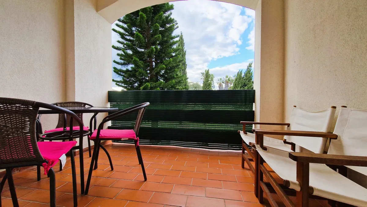 e76b53d3-538b-44ce-b450-bcc9f73868f0