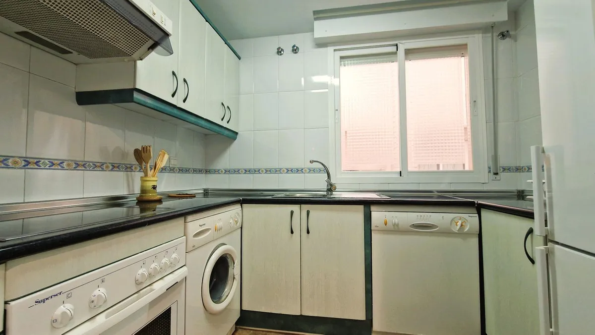 ee778f30-ecb8-422f-9bd5-3a18293d2675