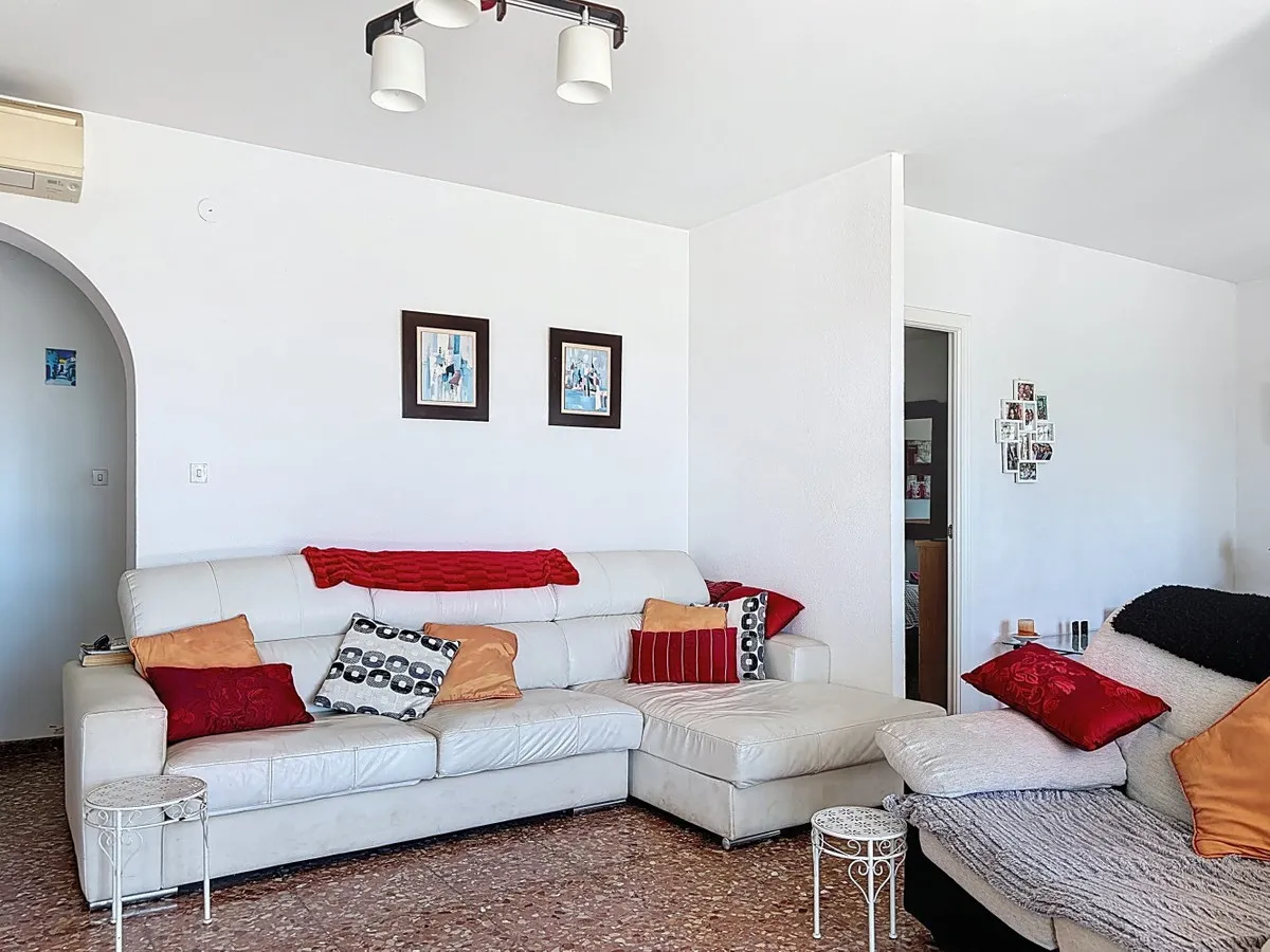 9cf5cee9-1c87-4761-bf07-51931dbaf02f