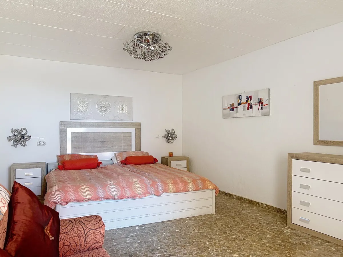 9ec613a6-cf65-485b-9b39-b222c5b29f1b