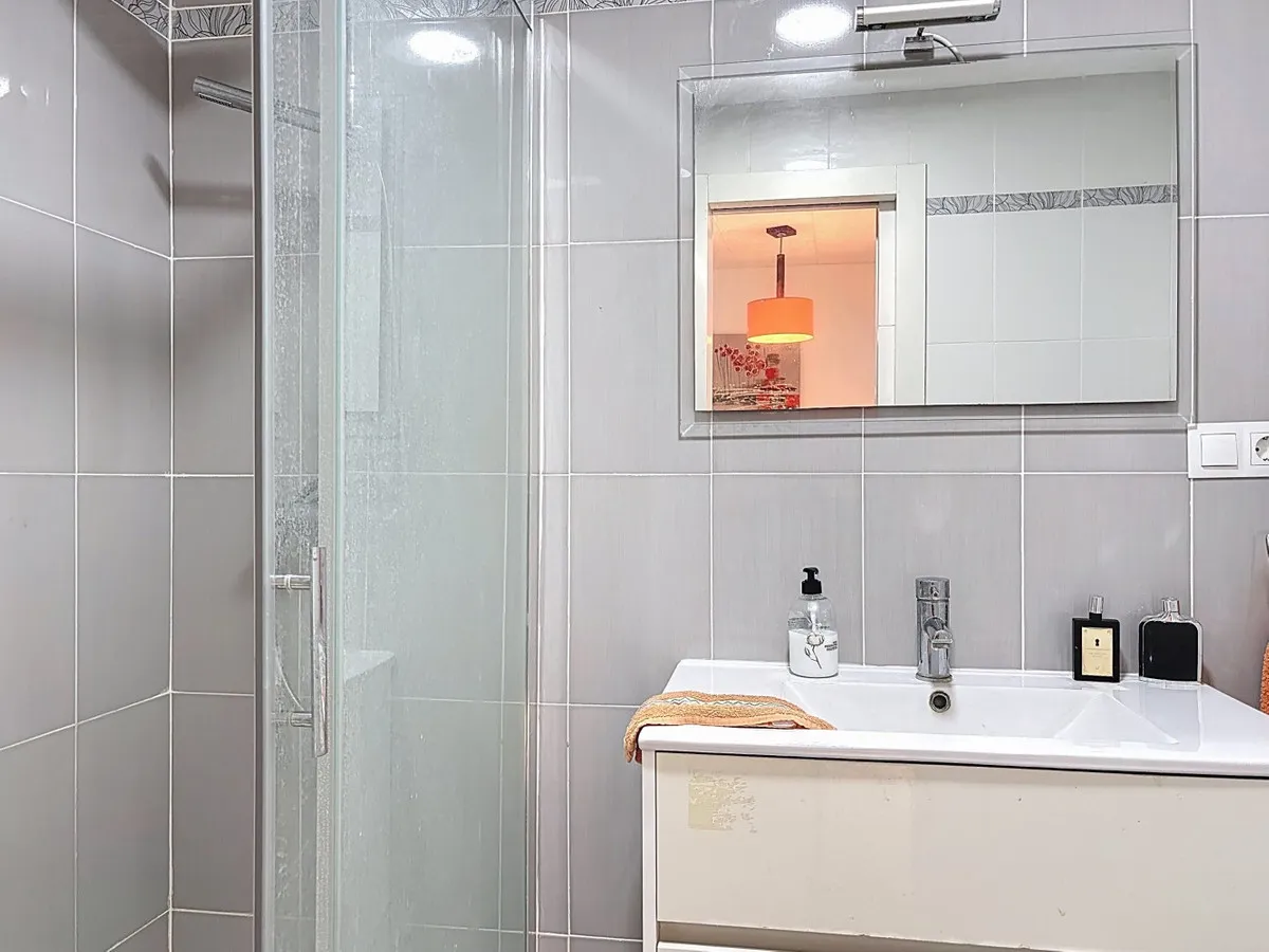 9f38aa24-35e0-4475-845b-471fb22debbb