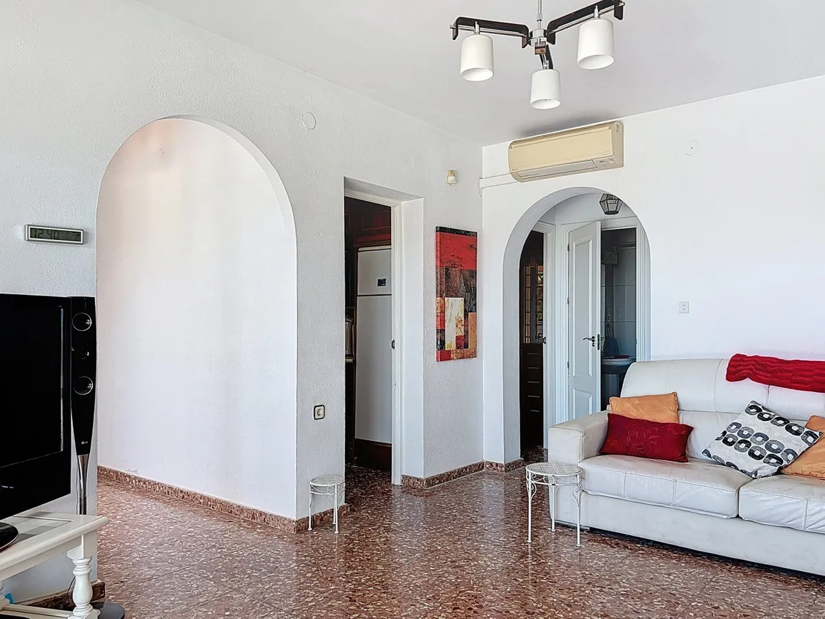 c1d8daa3-d8cf-4330-984d-0fbe5bf55e57