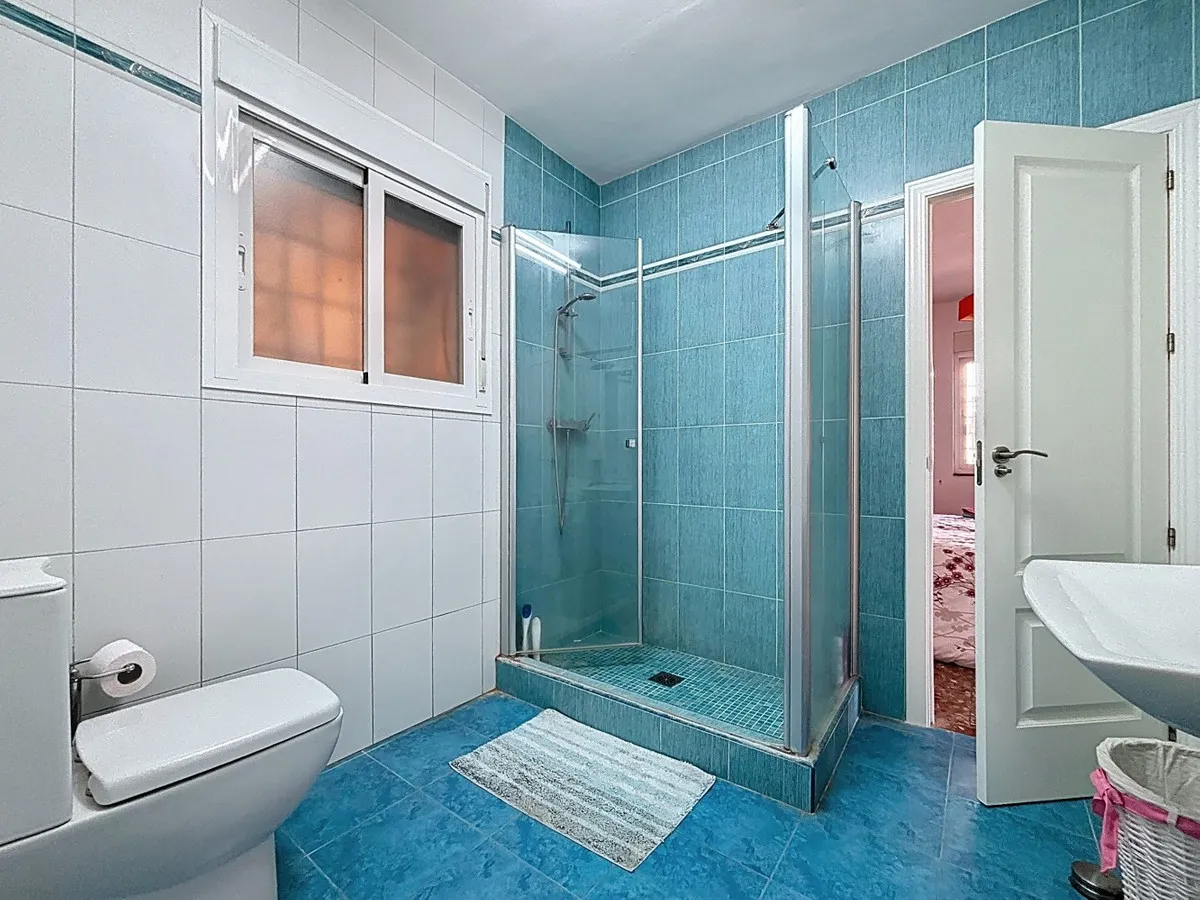 f6027bcf-dd0f-46bb-a19f-d57597ce9e89