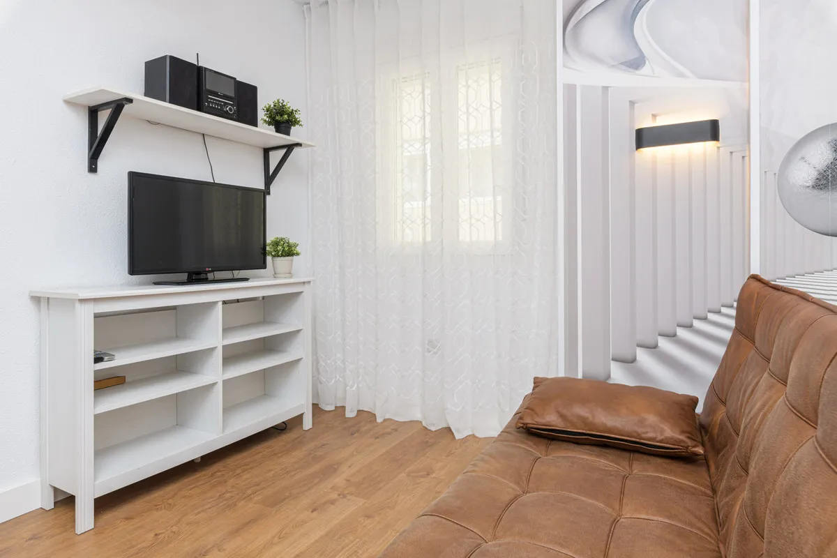 1f956dc9-814f-40c0-b19c-06b5d976b5f2