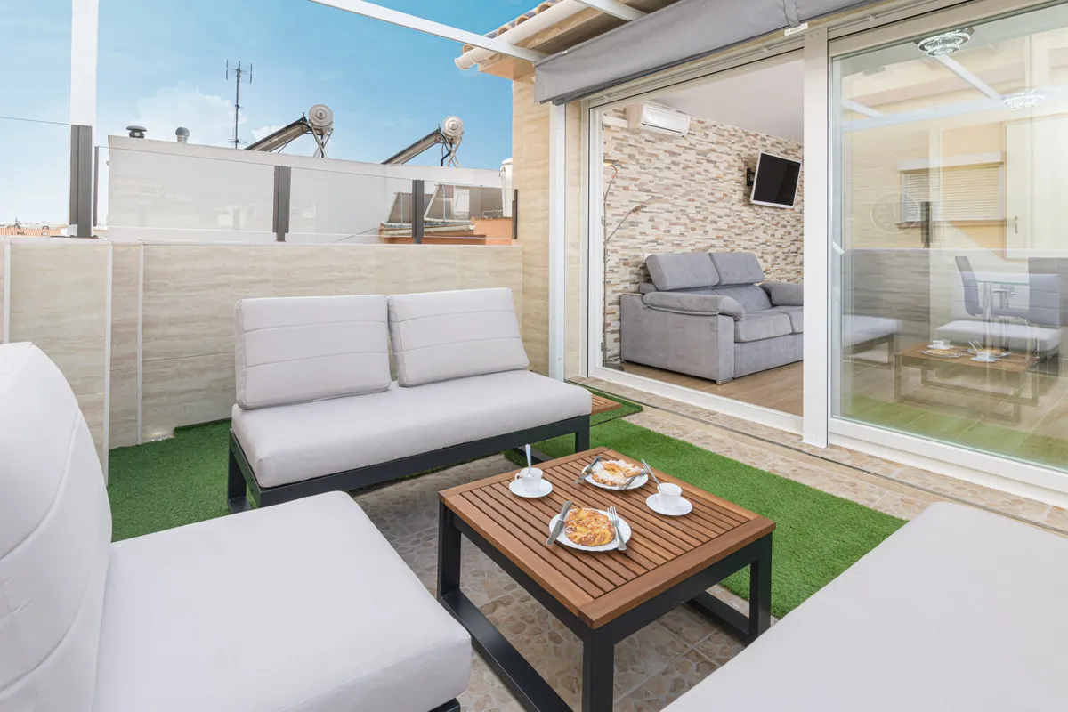 7782c823-f08b-405c-9866-2fcd101b7f1d