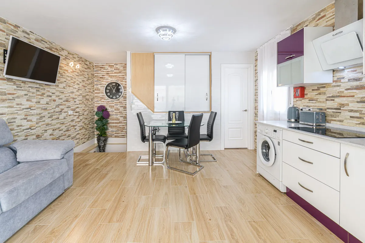 fef21345-9242-4e1b-860a-e96cbc2a7b6a