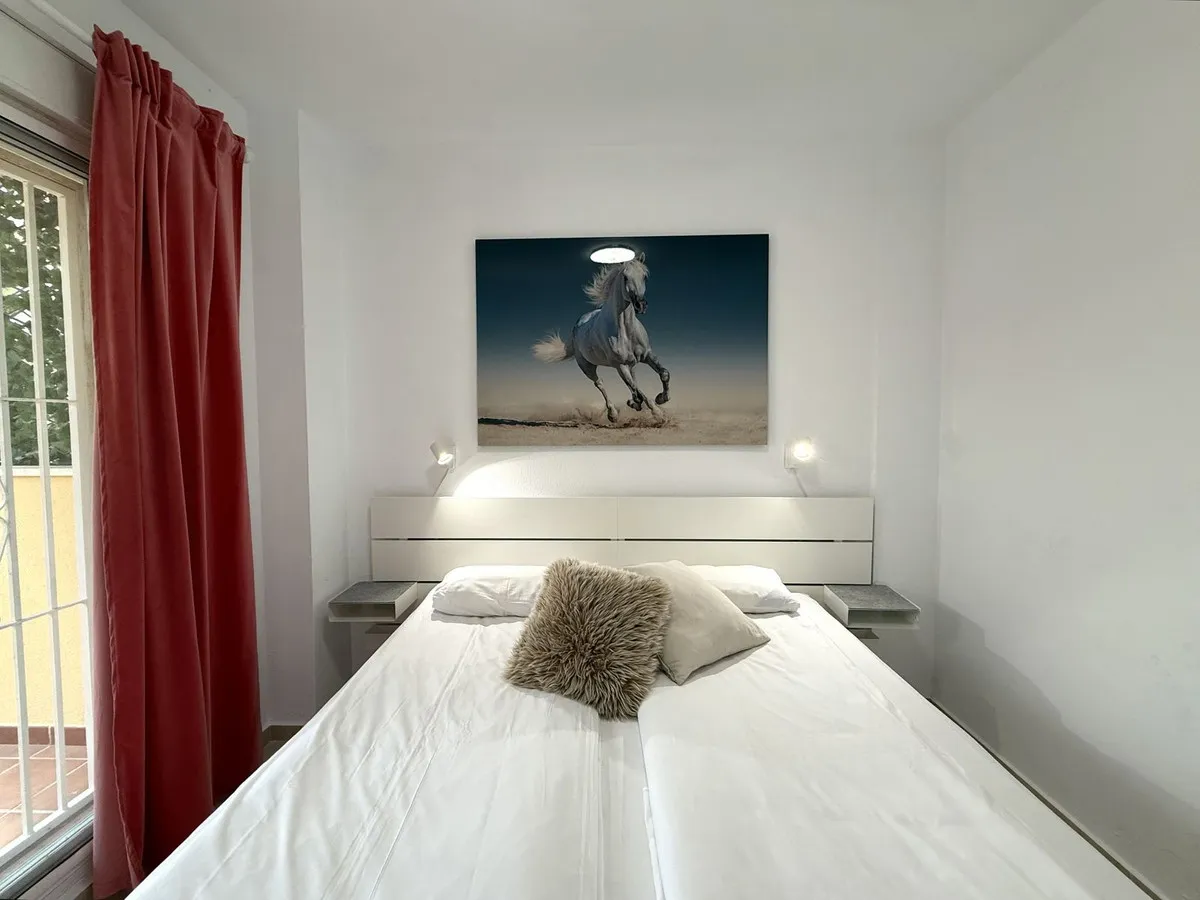 7c0eb250-811d-4bfa-a1f5-b918932ab946