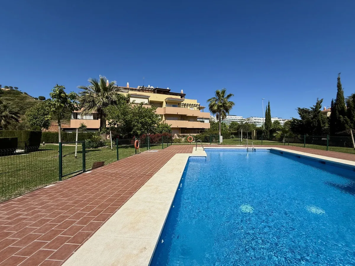 9d66d34b-b89a-41c6-895a-7c375bee30e4