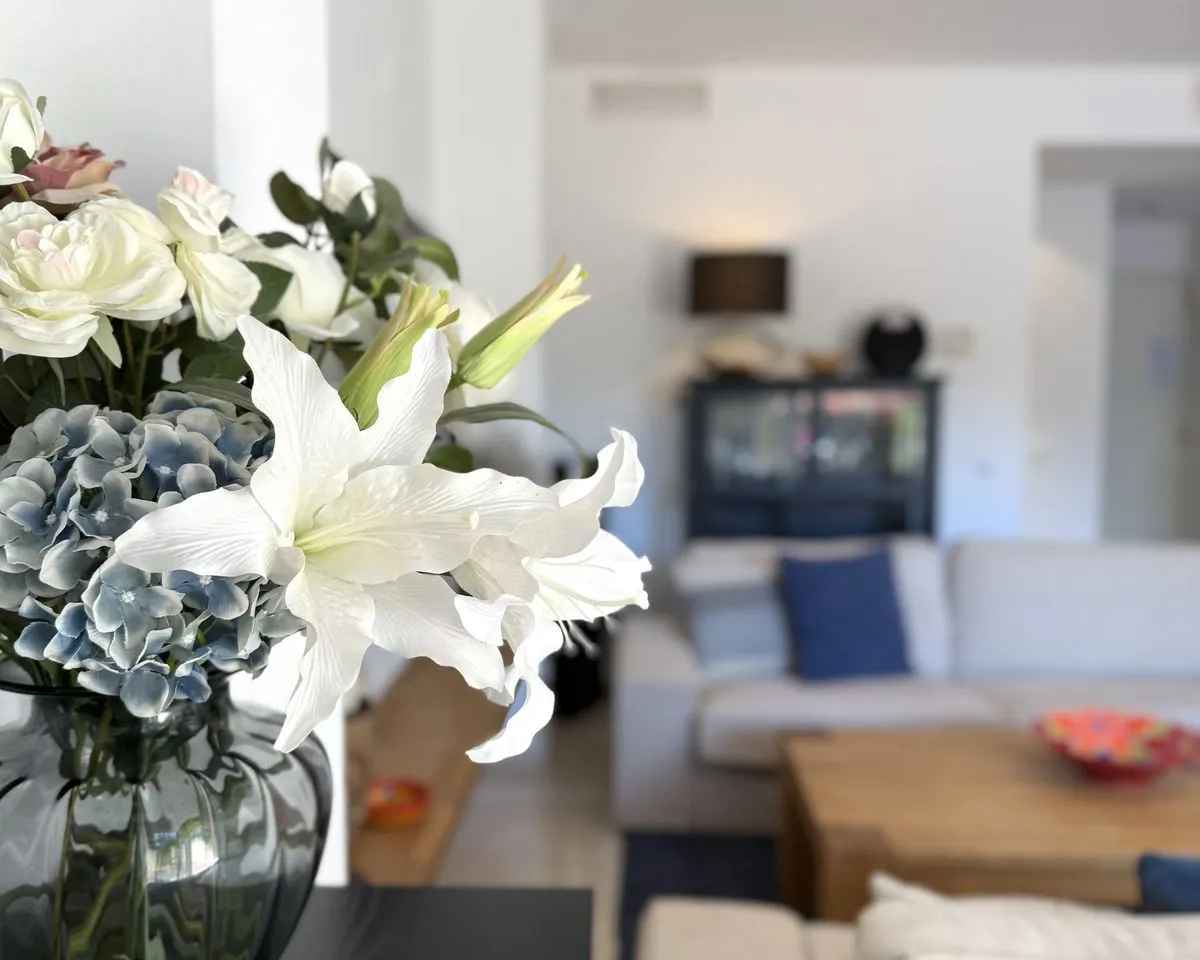 afa29a10-5622-4463-a2dd-495df894d43e