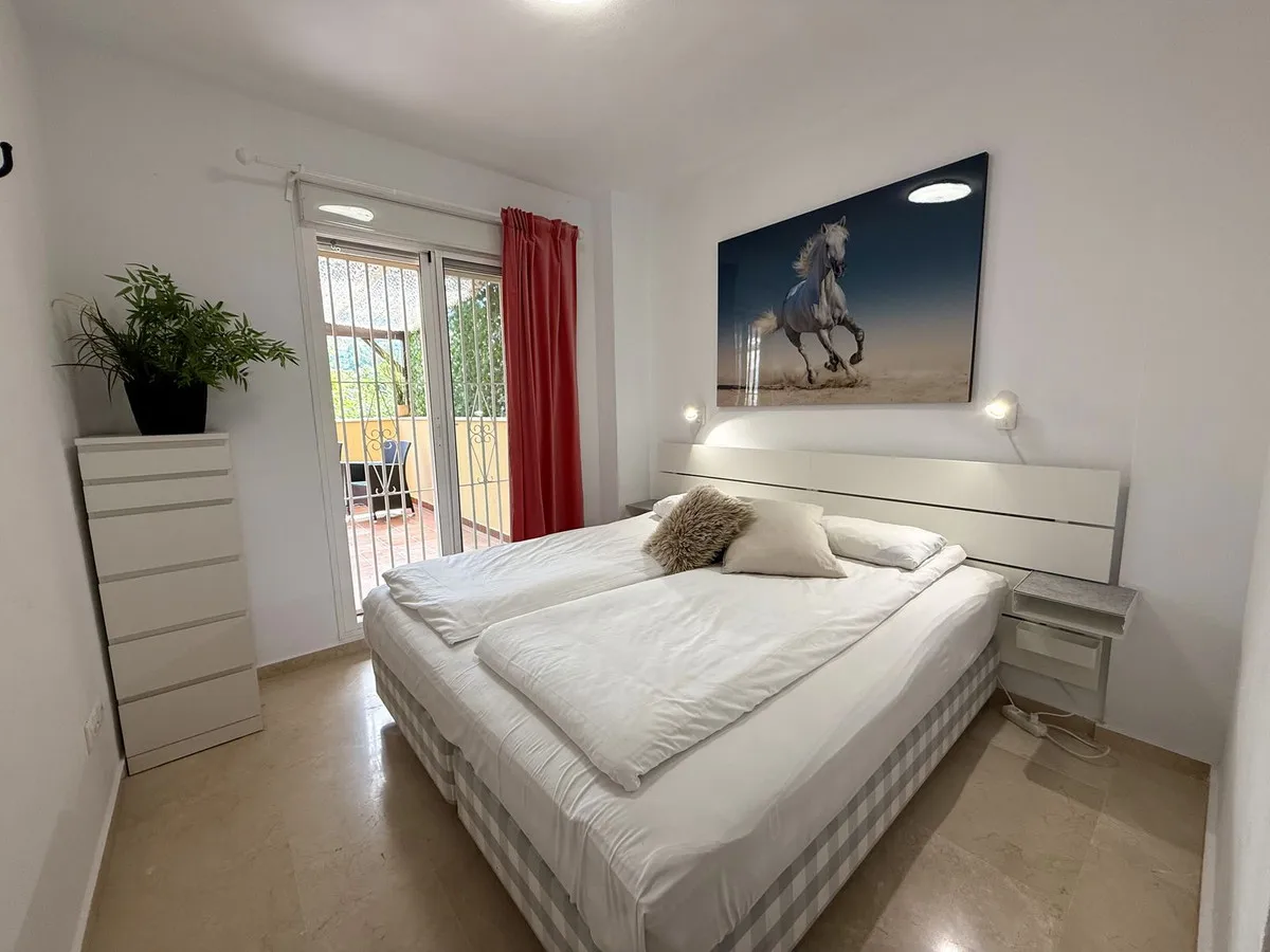 c6ed2145-842d-4e9d-a2a6-9136edb6b733