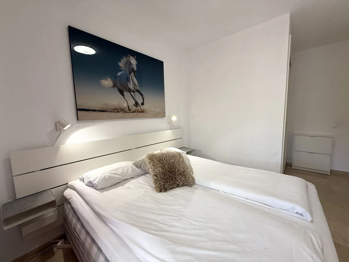 e7e1ef6f-14a3-4bbd-a73d-4ab09760f079