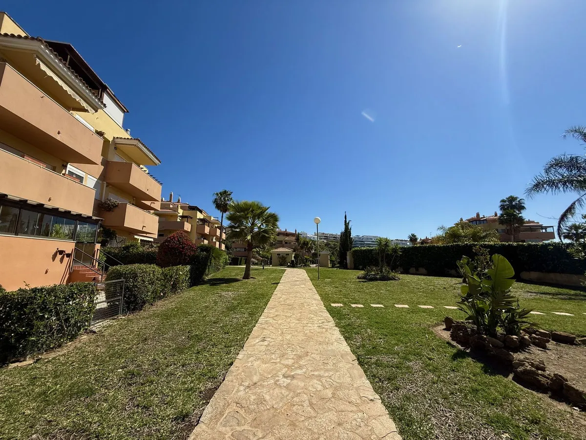 ec2626b8-c6af-49ed-9c52-3e2efb25f740