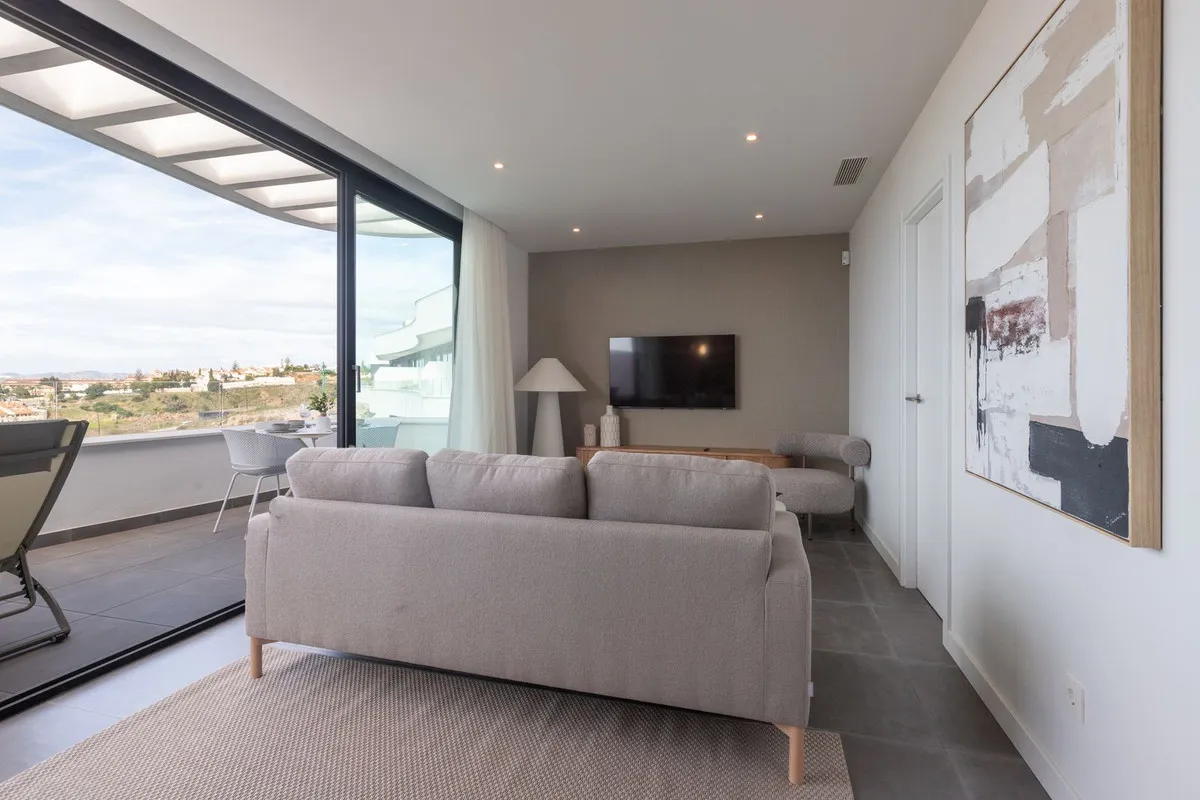 17b76c52-72d9-4fab-966c-f7d52e62c824