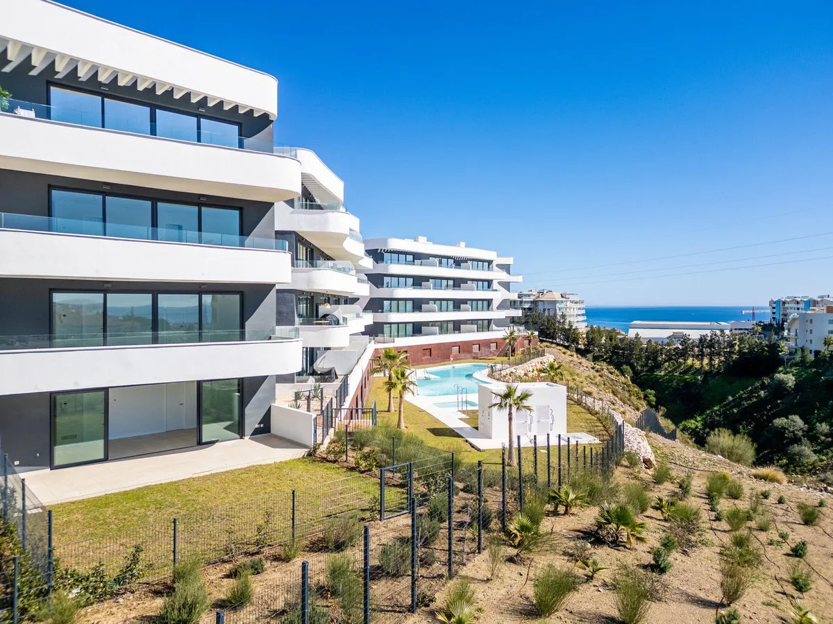 43dedfb5-42b1-49d0-8852-6068f95b05d8