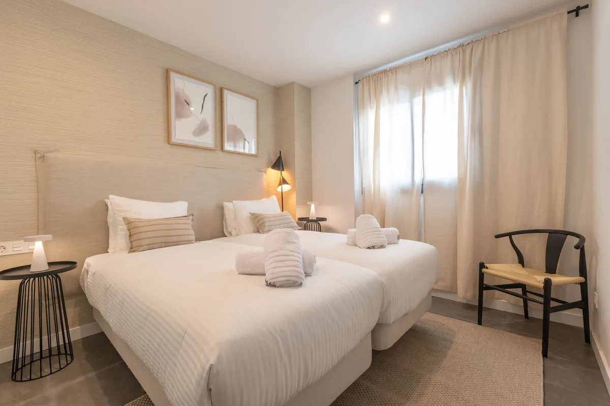 5ada3ca8-9f31-418a-83d4-a1ba200c62f5