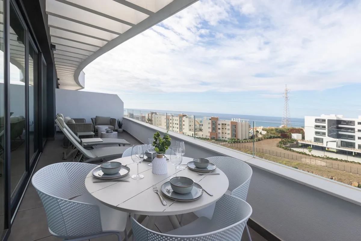 eedbbbe3-999a-4e0d-a2c1-05f5227f4440