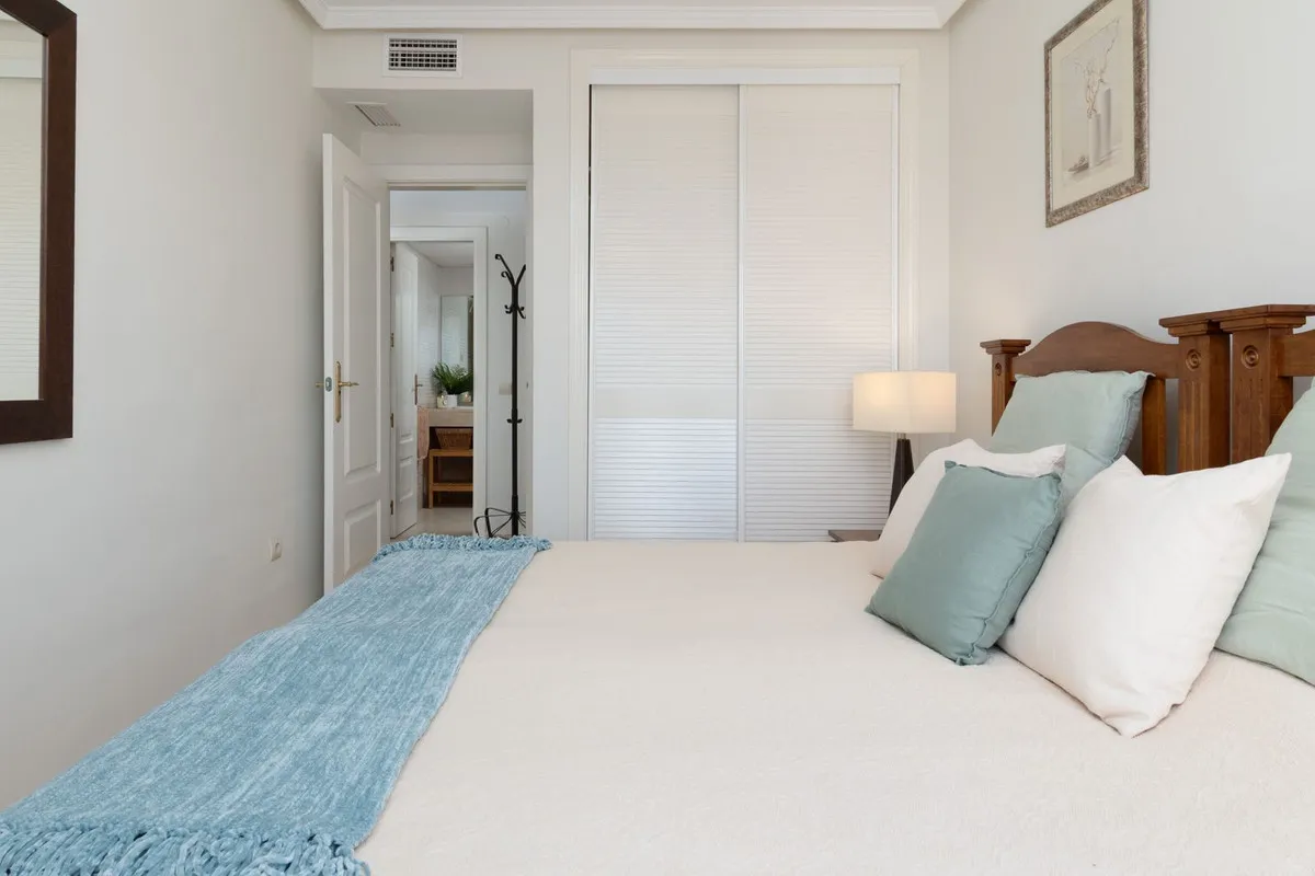 4c9bdfba-3187-4811-9e1d-a89b289f18e5