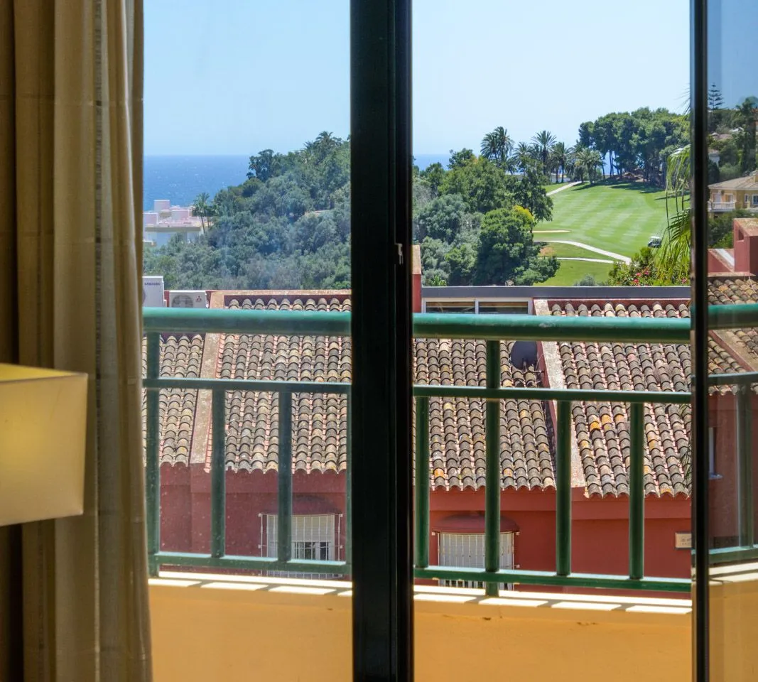 8cfe8476-42e3-4938-939a-eb6833b9c310