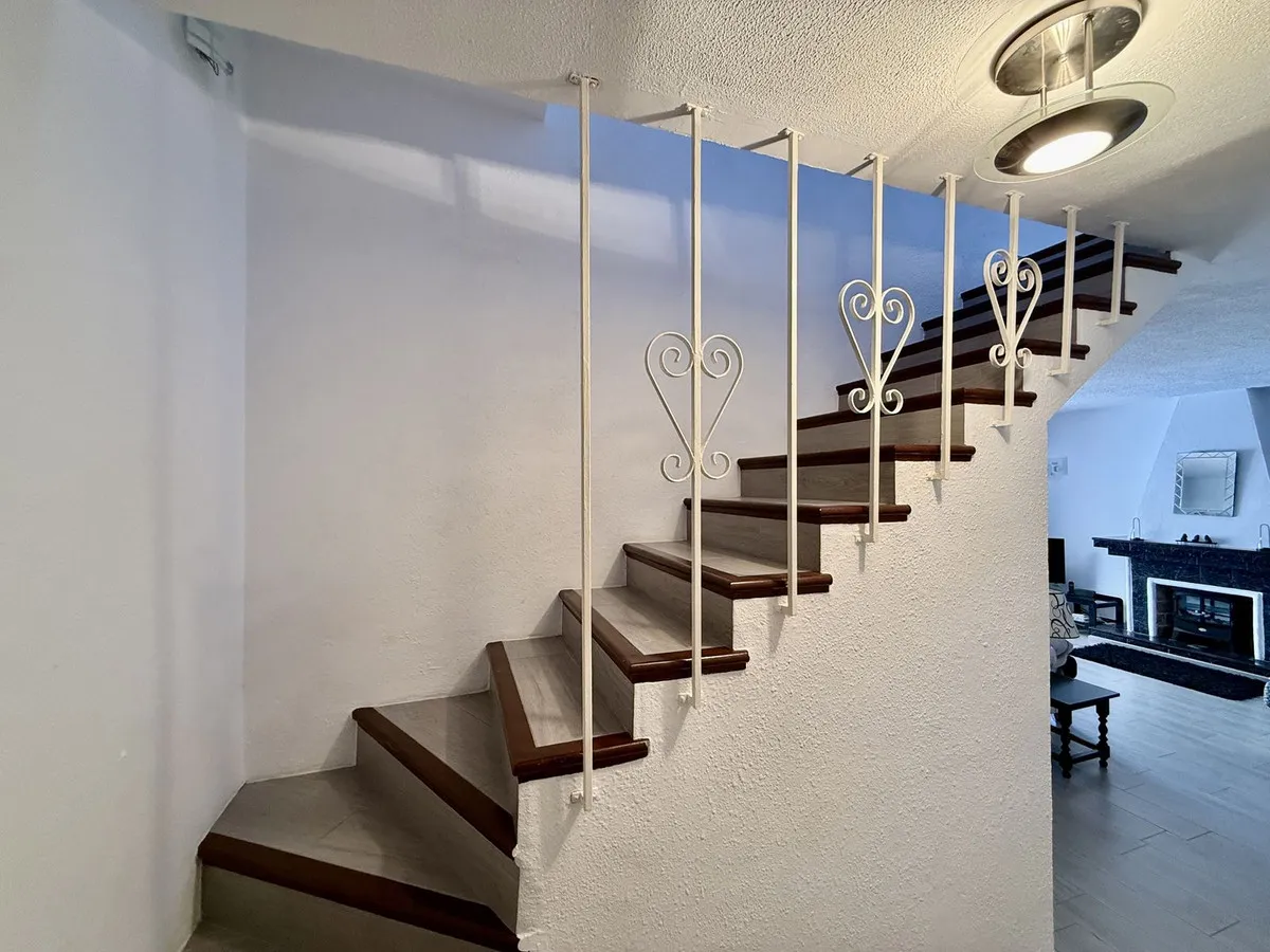 7a4a63a1-7704-4e38-8f78-7d64e85eb293