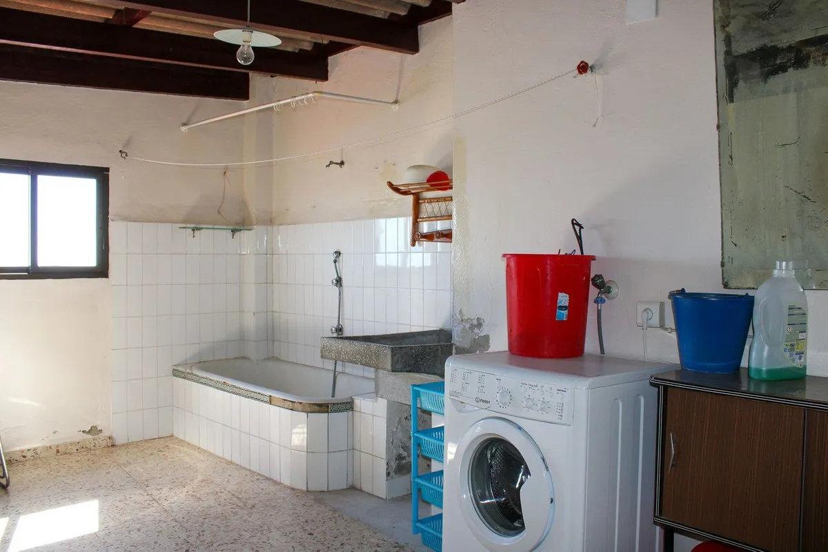 1b4330b0-f9c1-4651-ad31-41cfa91fcc7d