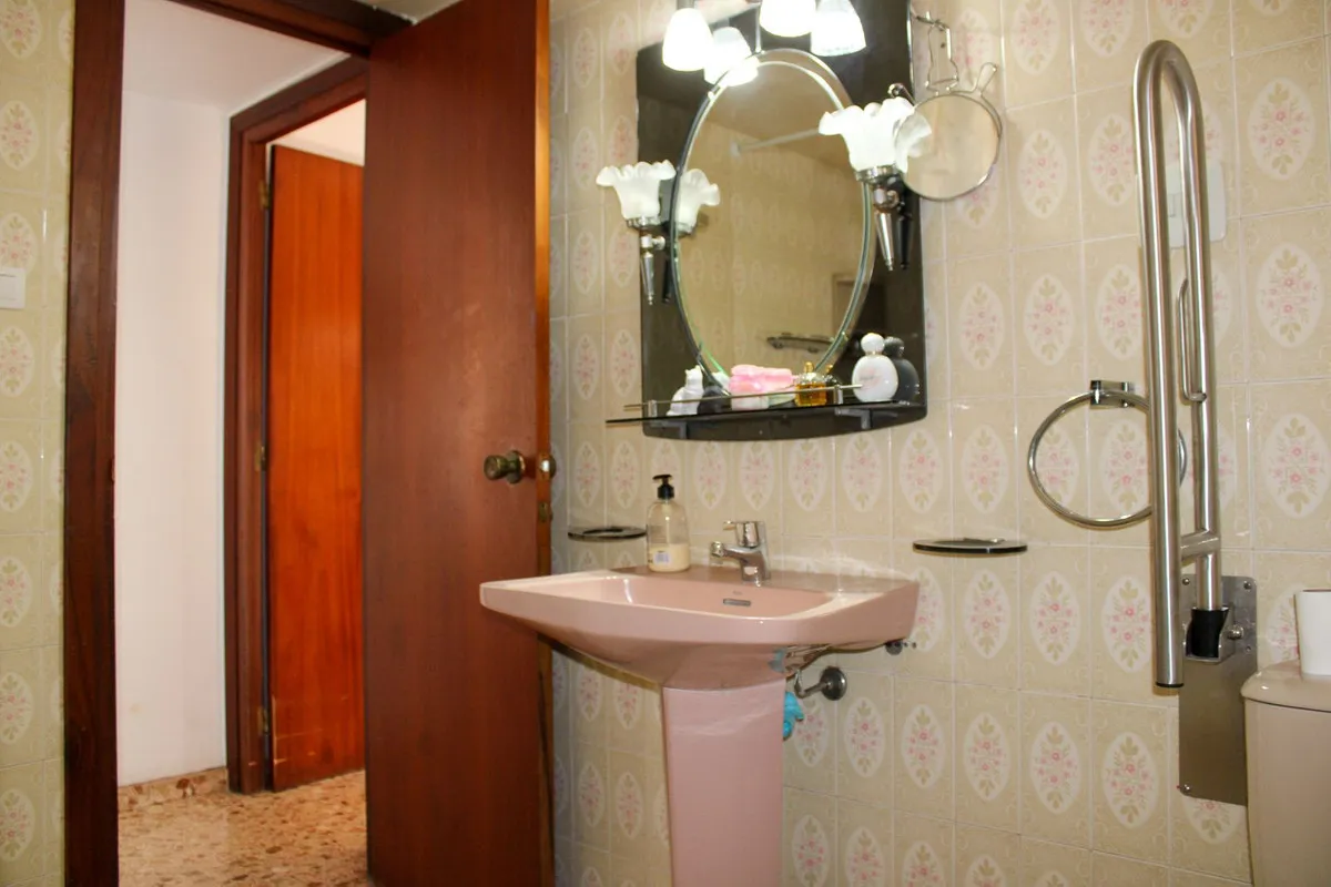 2d557930-cdec-43e0-8154-8a2bb9d084c2