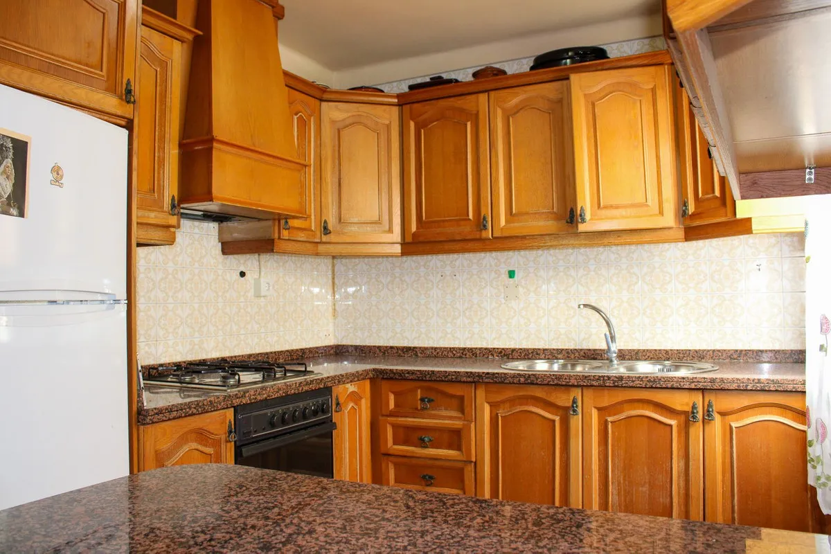 327d30e1-b84f-40df-9fff-60e0d29e9022