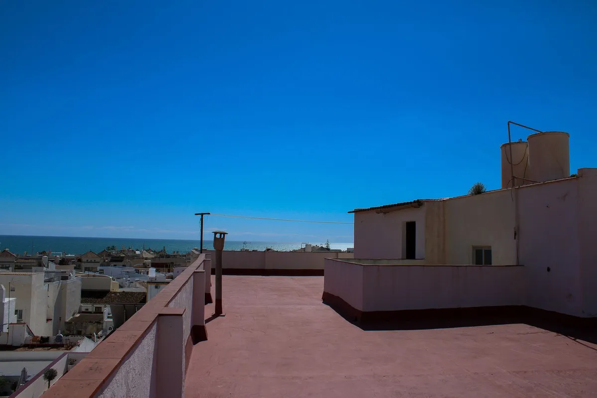 3956a50a-5a92-4991-bd0a-443c84fa3a3d