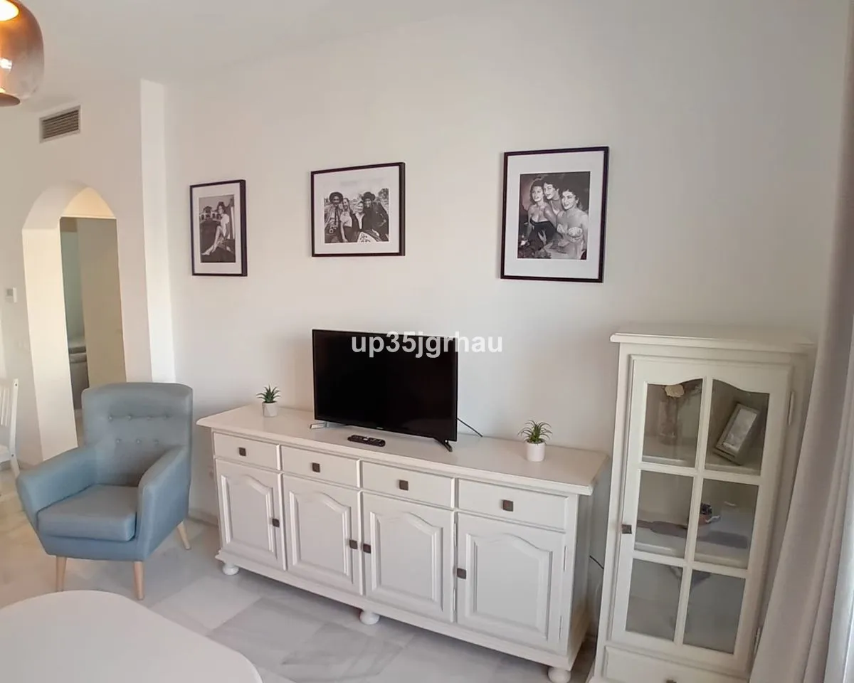 0ce64f01-9ce8-45a0-a568-36ef74dea084