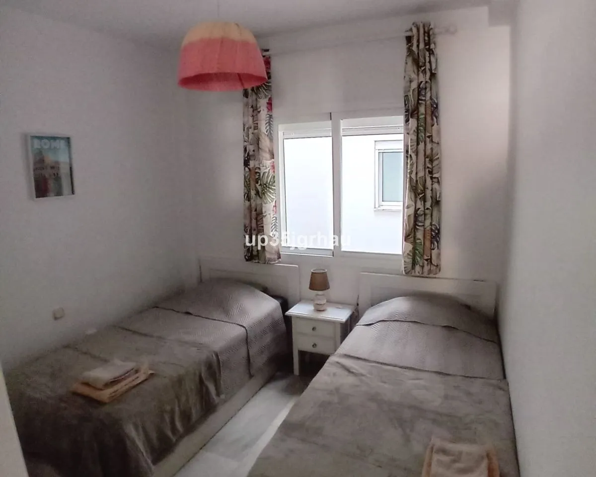 85a76e61-9d34-40ea-aad5-61d3c235820a