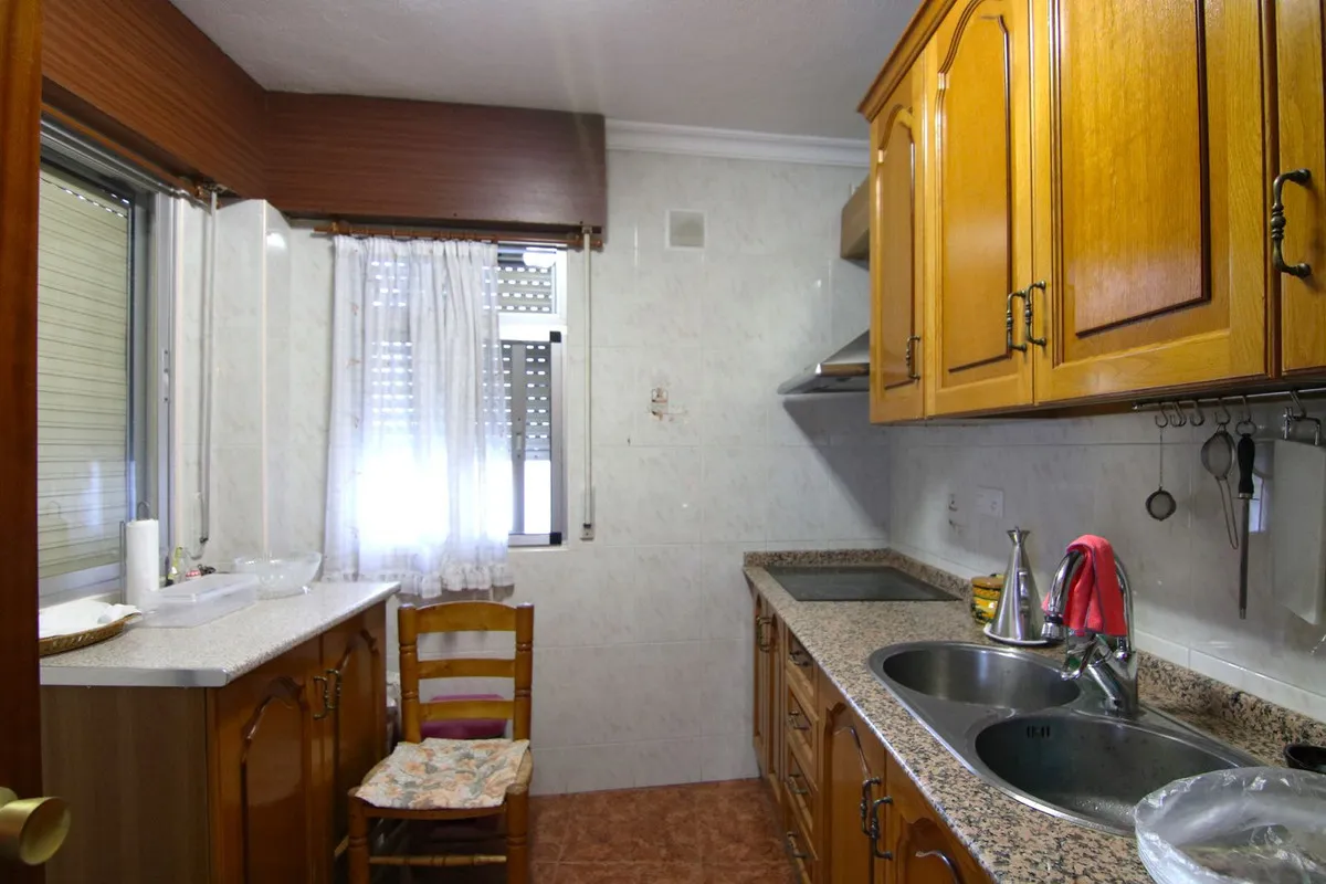 a6f736a1-a3fd-4dc6-b3df-075df415c60d