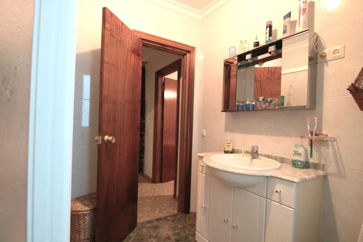 d2611f78-1adb-452e-b8ad-63b5c948826c