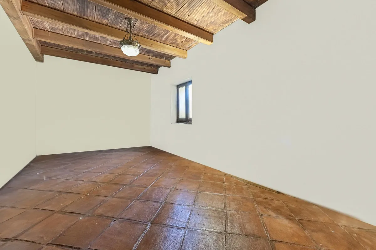 2bae4cac-82e4-4835-843a-760fe8f78031