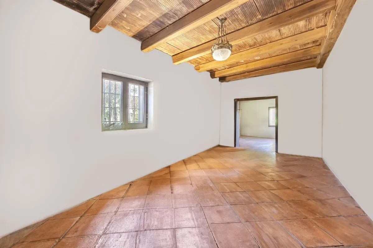 33d546d0-98dd-40bc-8576-e5361427ca87